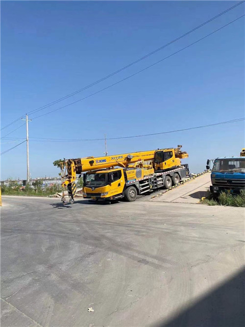 盖州市吊车作业时，可能会产生哪些额外收费项目？